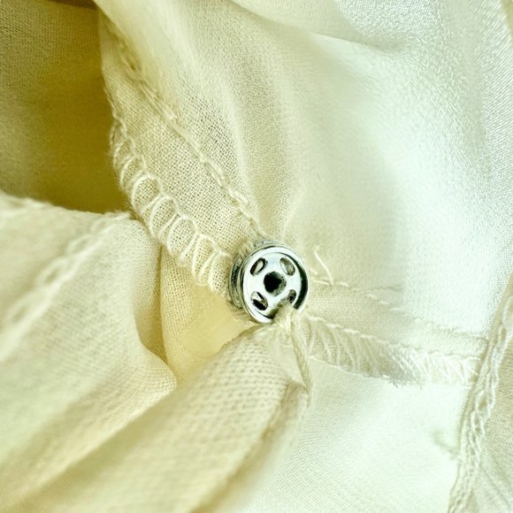 NY Collection Top Womens Small Cream Gold Shimmer 3/4 Sleeve Button Lace NWT - Picture 10 of 13